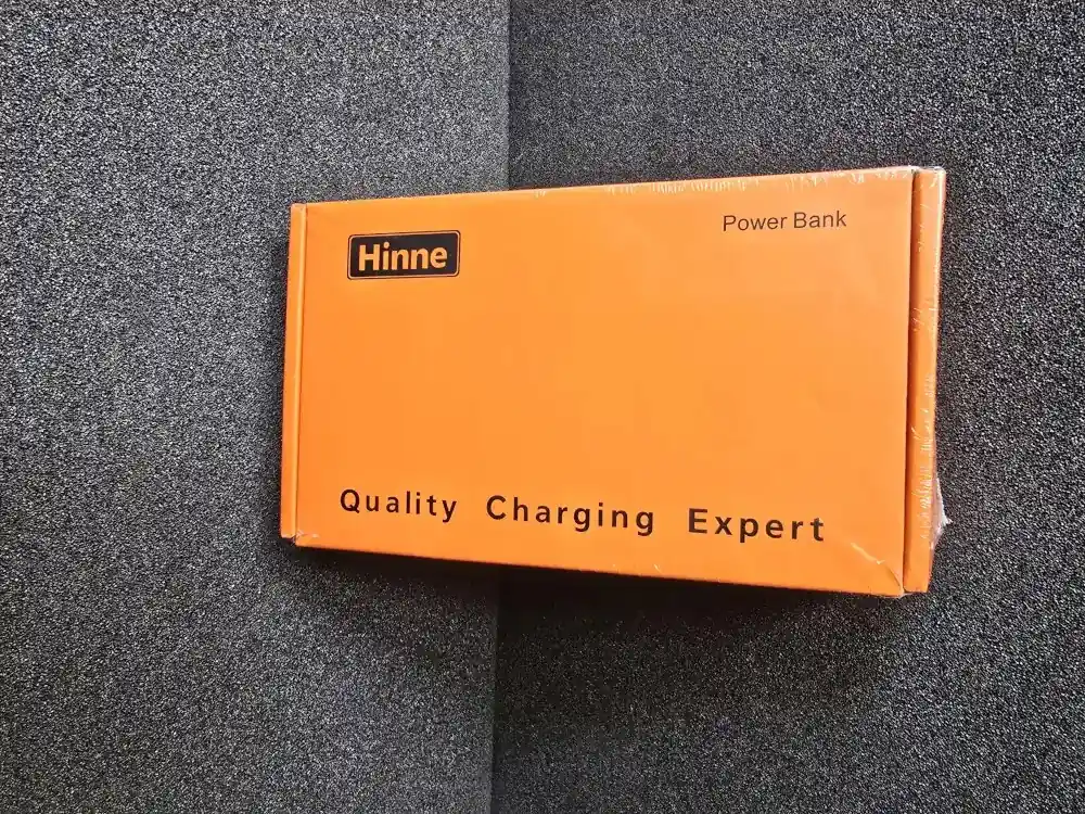Powerbank Hinne YM-560 20000mAh neu originalverpackt