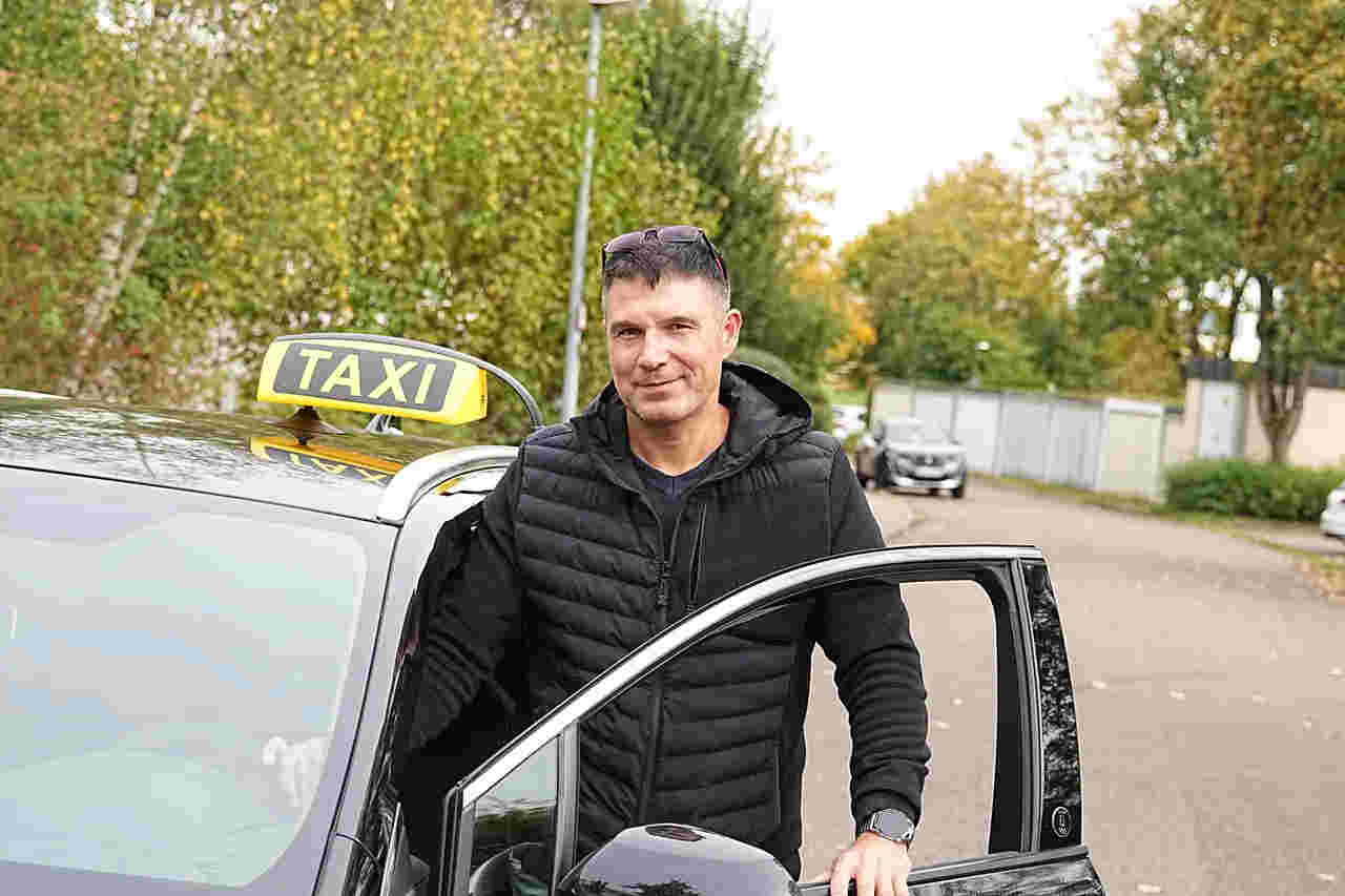 Renna Taxi Tübingen – Taxi und Flughafentransfer in Tübingen