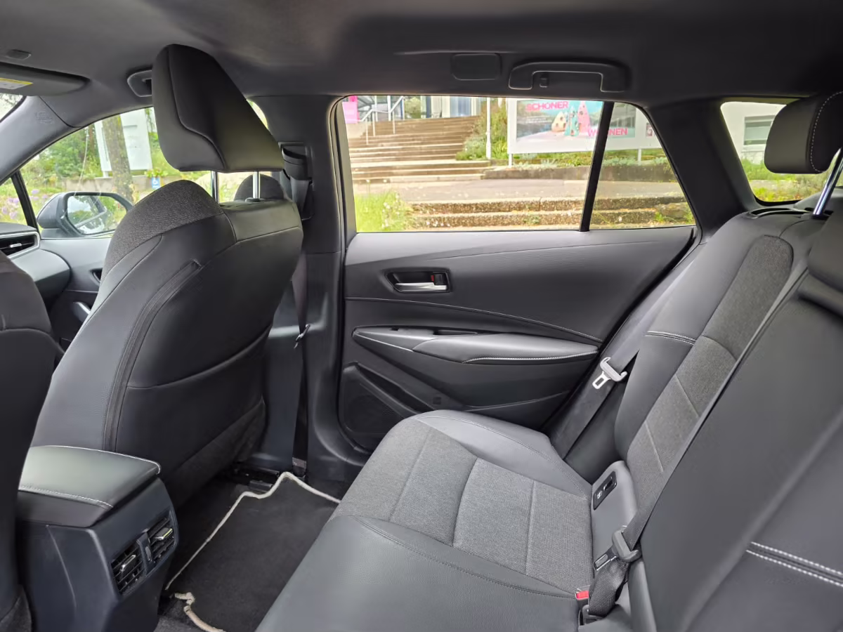 Zahlungsmethoden bei Renna Taxi Tübingen: Karte, PayPal, Apple Pay, Google Pay und Barzahlung